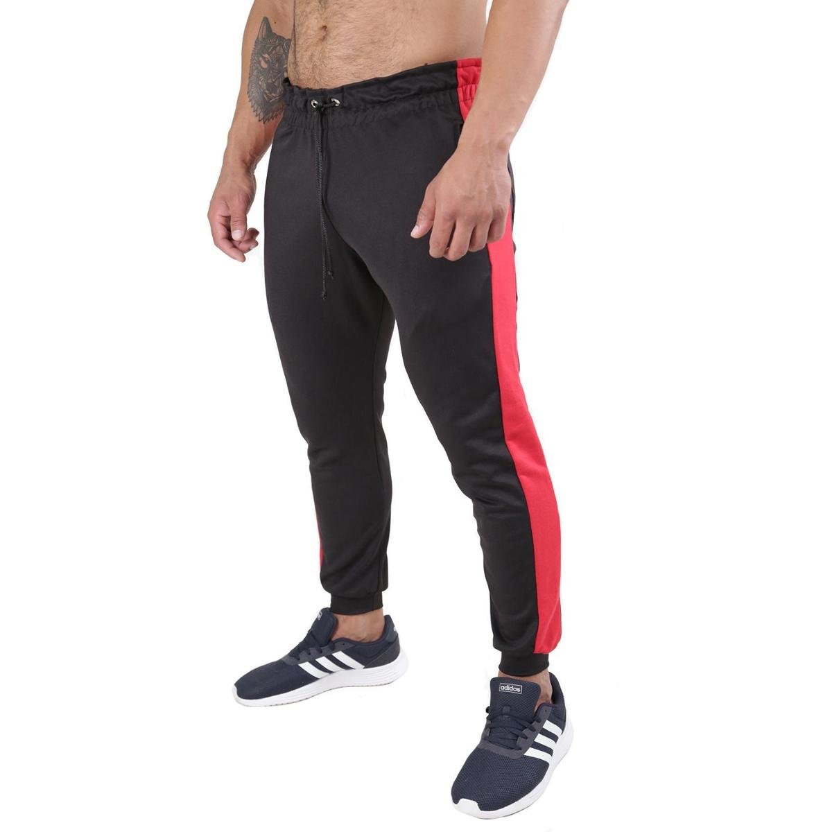 Calça Listrada Track Pants Colegial Fitness Jogger Meio Swag - Preto+Vermelho Menor preço em Calça Listrada Track Pants Colegial Fitness Jogger Meio Swag - Preto+Vermelho