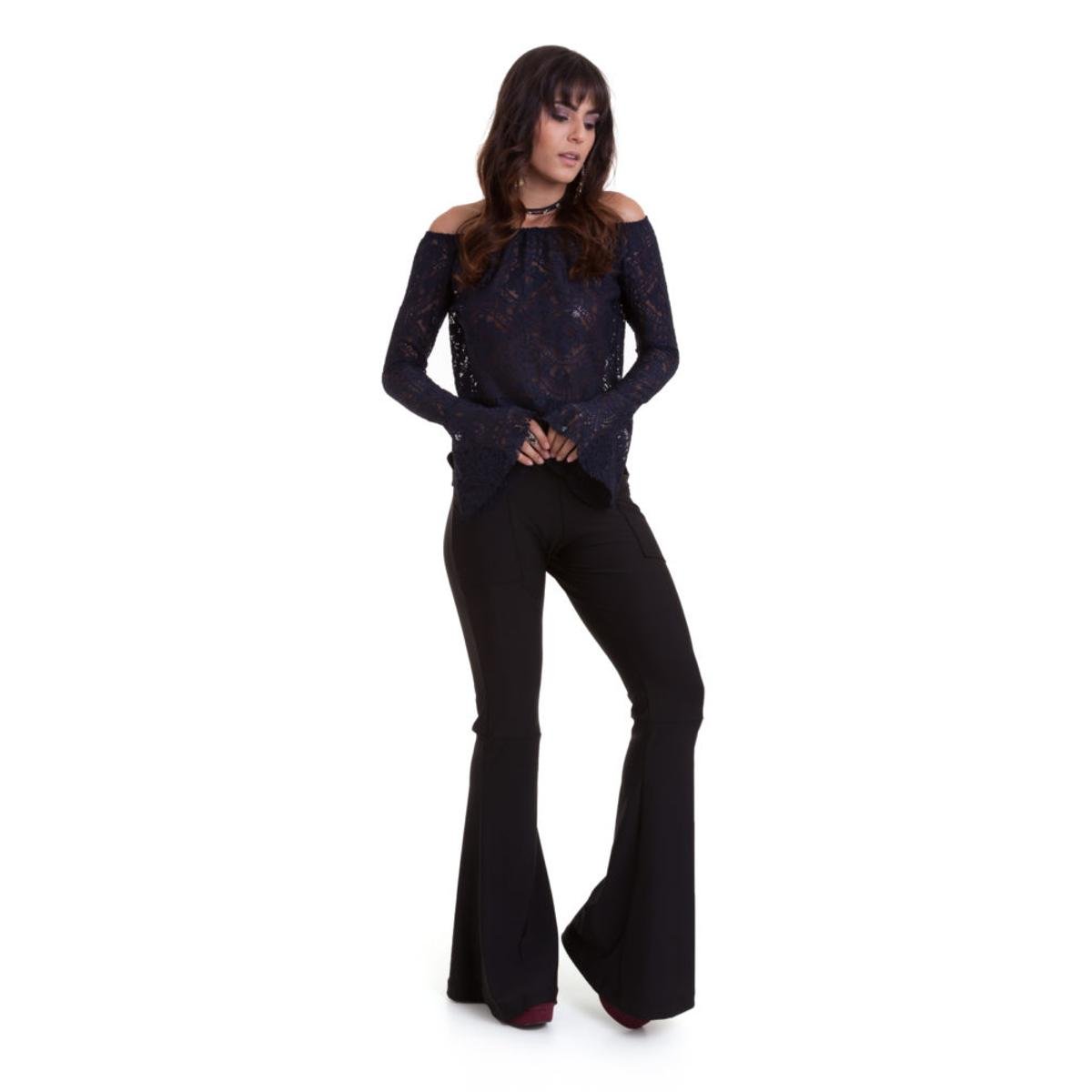 Calça Flare: Conheça vários Looks para se inspirar