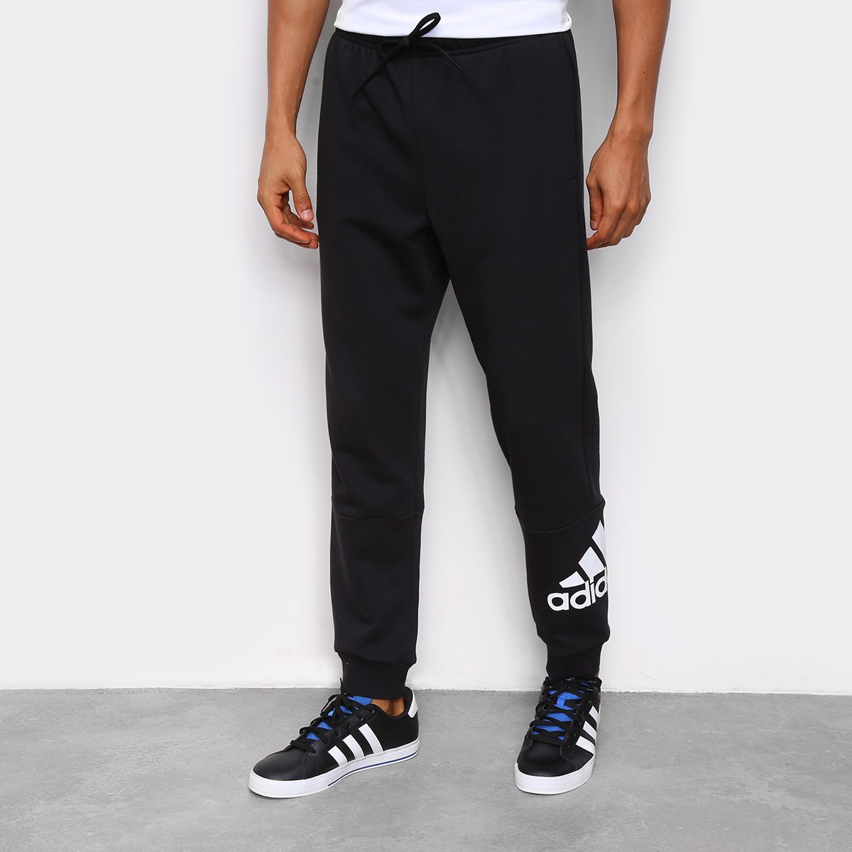Calça Moletom Adidas Logo Masculina - Preto é ruim? Calça Moletom Adidas Logo Masculina - Preto é boa?