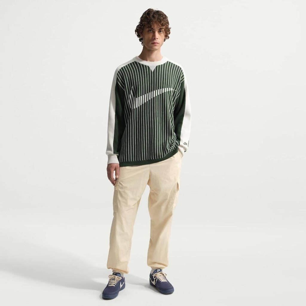 Calça Nike Club Woven Cargo Masculina