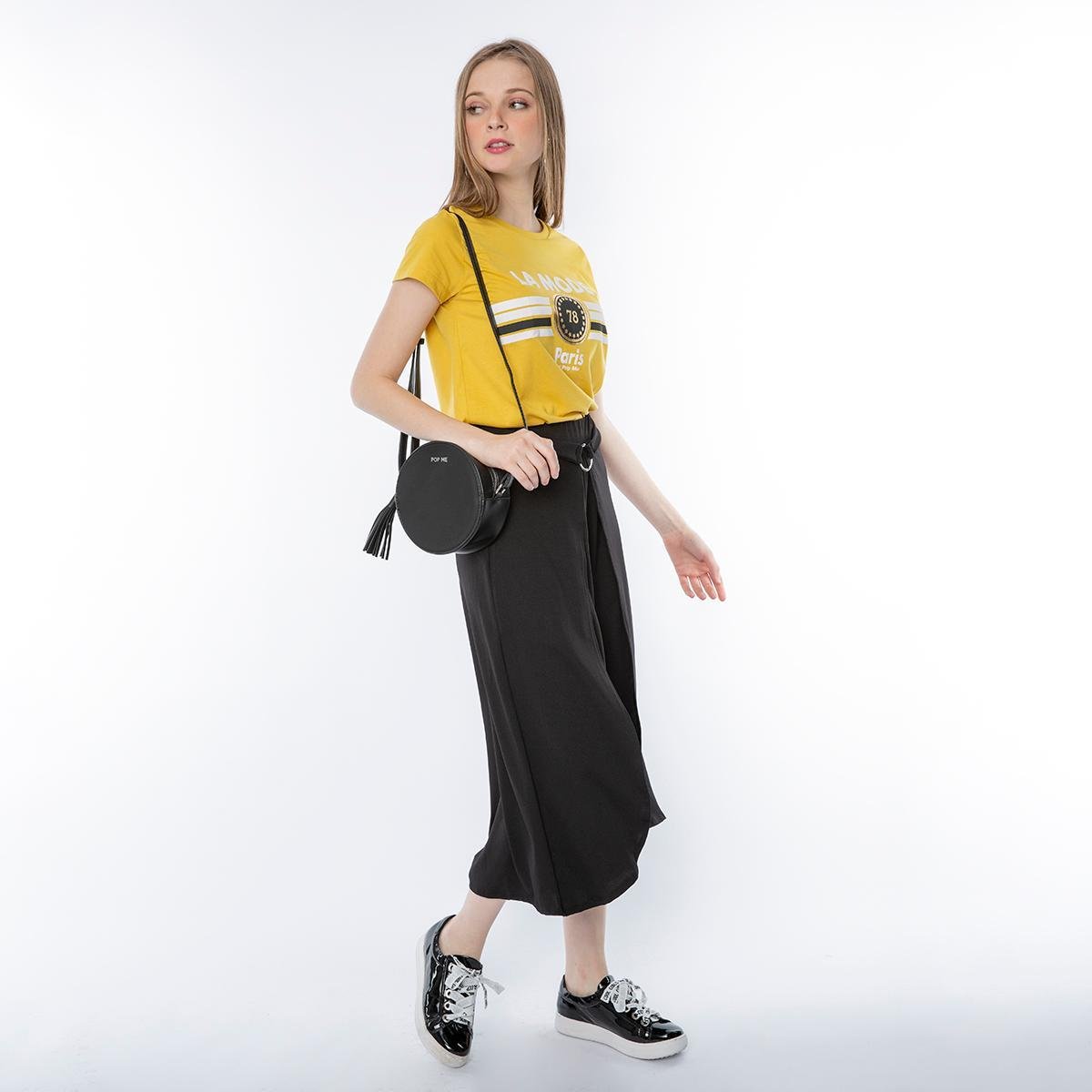 pantacourt com fenda na frente