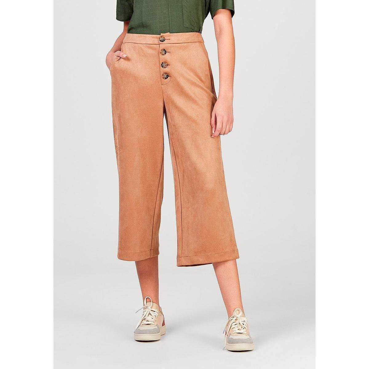 Calça Pantacourt Em Tecido De Suede Com Elastano Hering Feminina - Nude Menor preço em Calça Pantacourt Em Tecido De Suede Com Elastano Hering Feminina - Nude