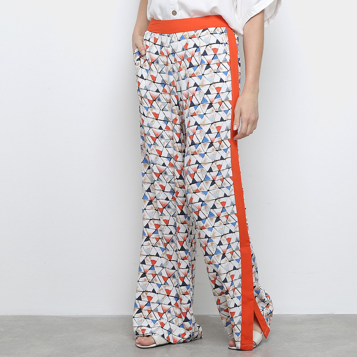 Calça Pantalona Heli Estampada Fenda Feminina - Laranja Menor preço em Calça Pantalona Heli Estampada Fenda Feminina - Laranja