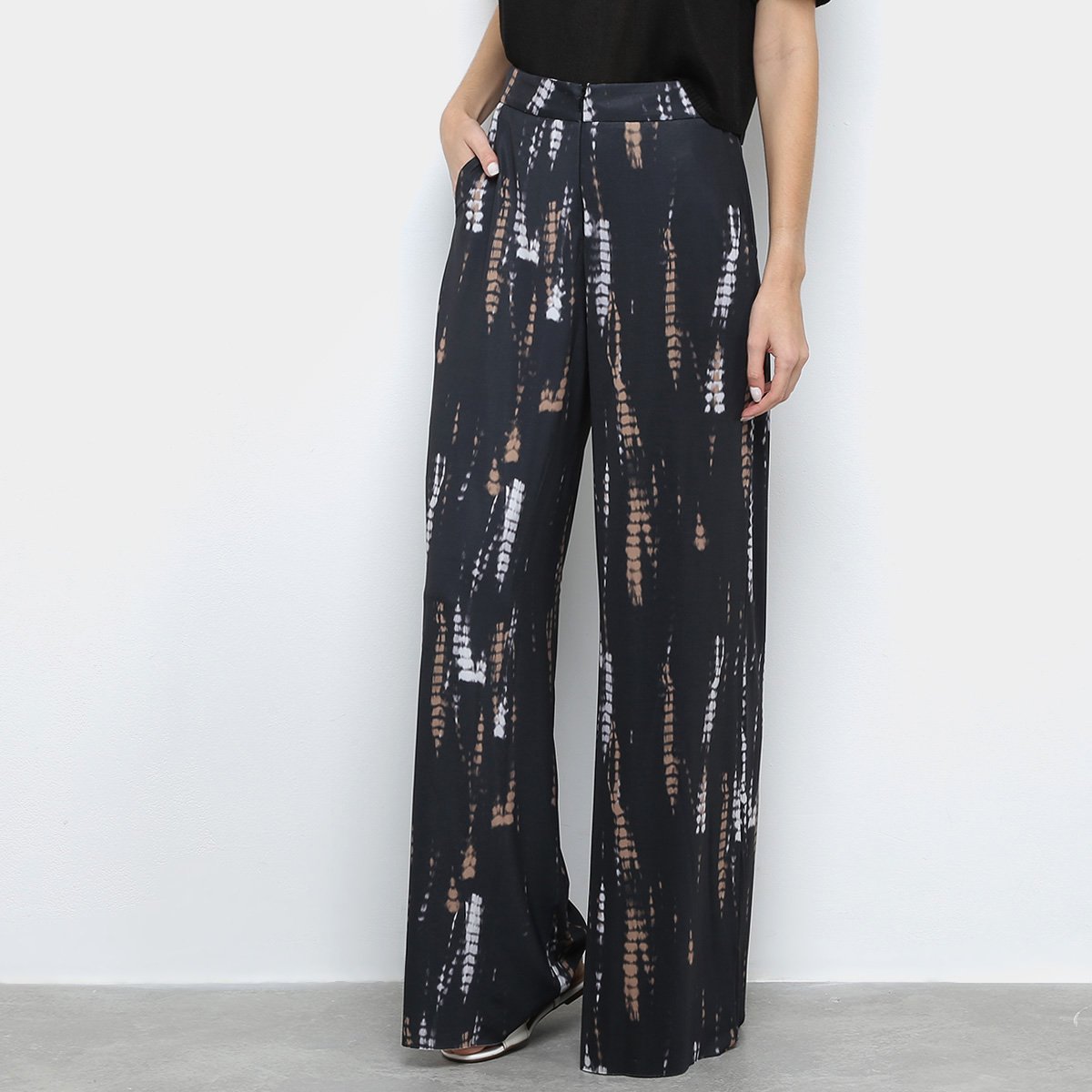 calça pantalona morena rosa