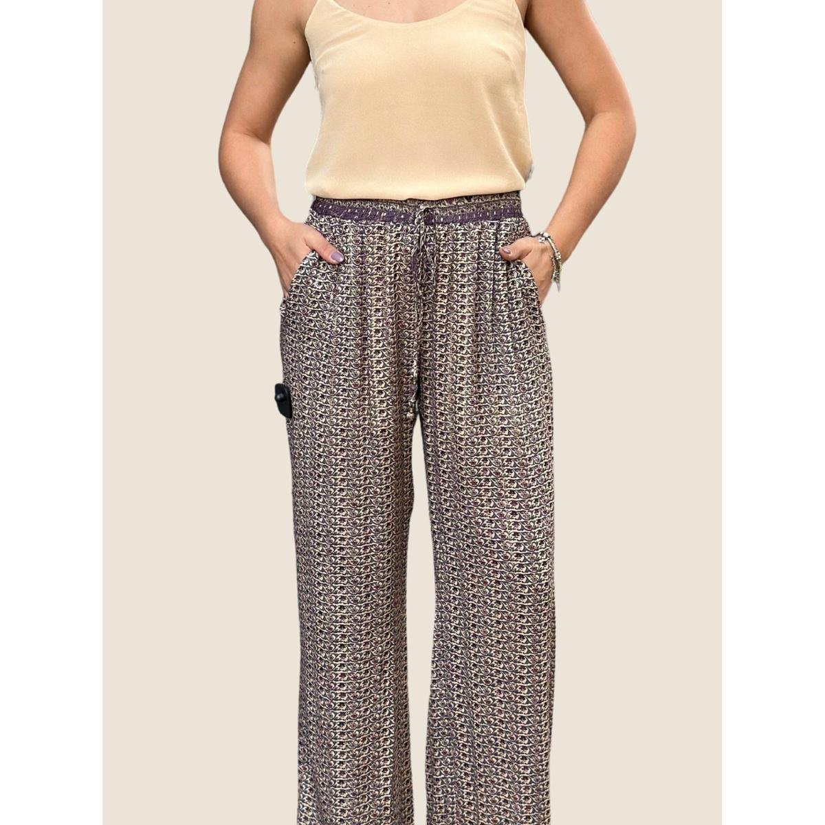 Calça Reta Estampa Maria Filó Cor:;Tamanho:M Menor preço em Calça Reta Estampa Maria Filó Cor:;Tamanho:M