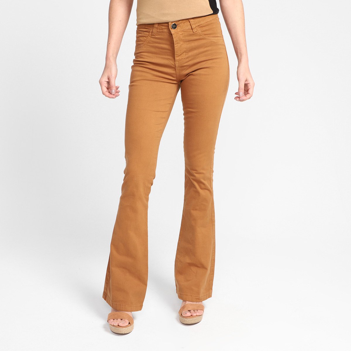 Calça Sarja Flare Grifle Feminina - Caramelo é ruim? Calça Sarja Flare Grifle Feminina - Caramelo é boa?