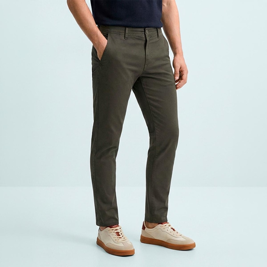 Calça Sarja Masculina Slim Fit com Elastano Cintura Média Bolso Social