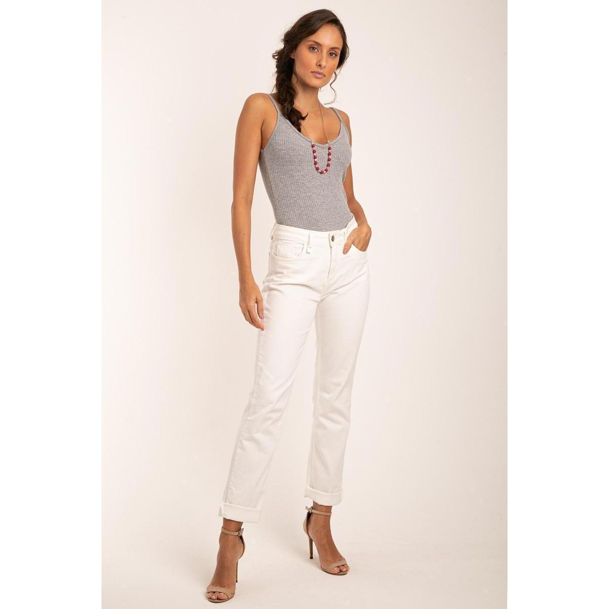 calça sarja reta feminina