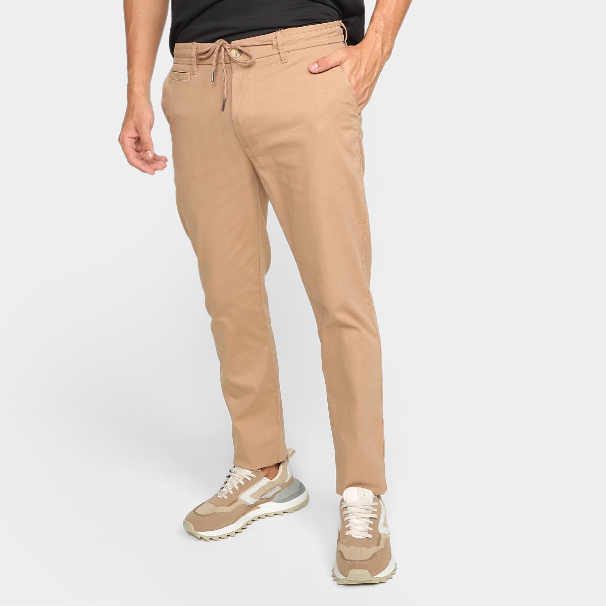 Calça Sarja Reta Hering Masculina - Marrom Menor preço em Calça Sarja Reta Hering Masculina - Marrom
