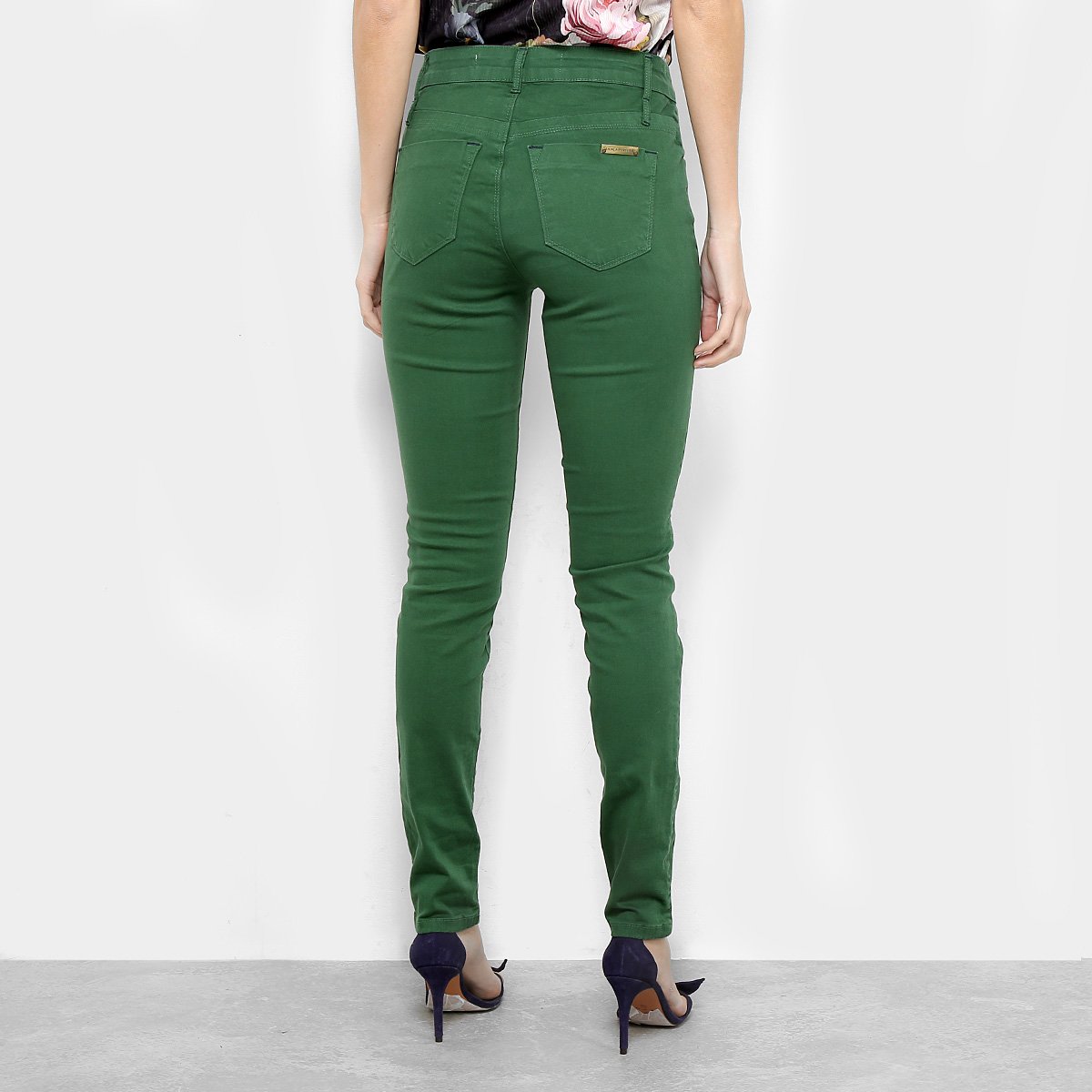 calça verde escuro feminina