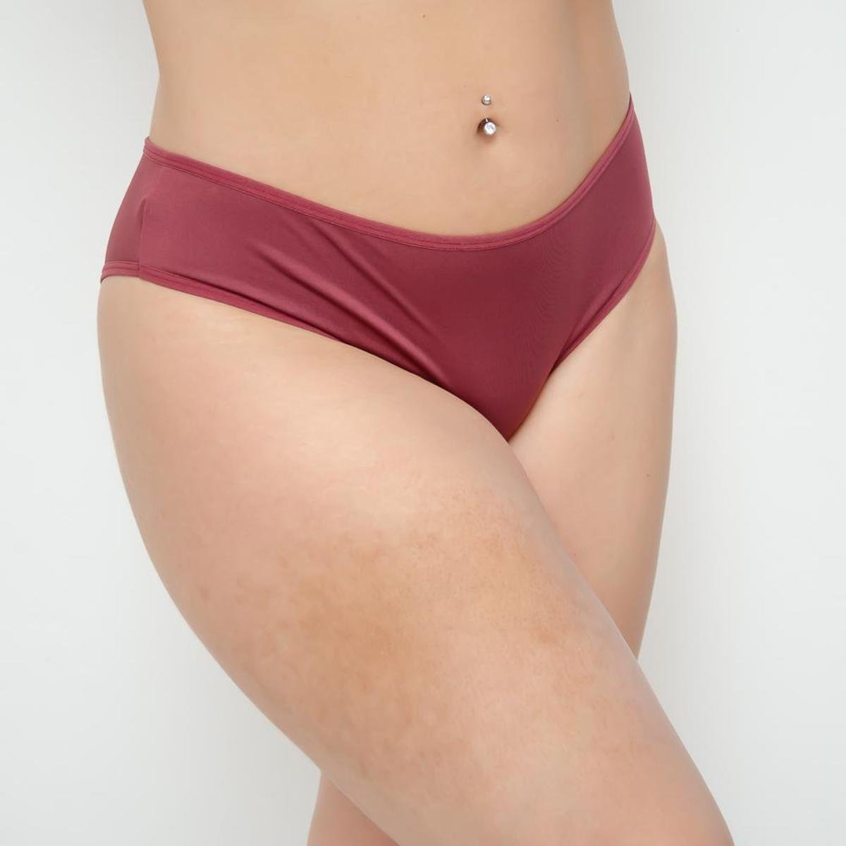 Calcinha La Maths Tangão Lisa Microfibra - Vinho Menor preço em Calcinha La Maths Tangão Lisa Microfibra - Vinho