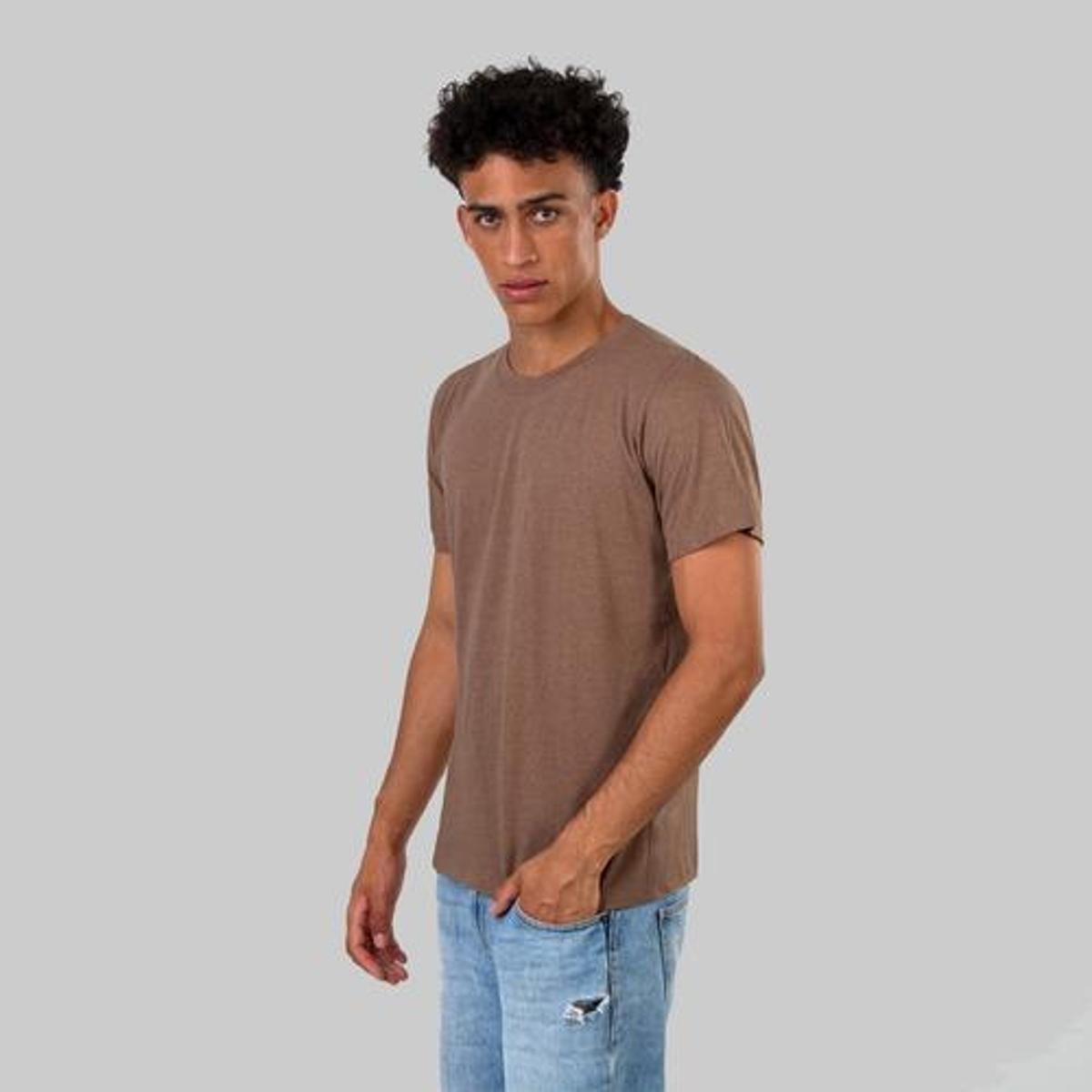 Camisa Camiseta Masculina Slim Fit Lisa Básica Menor preço em Camisa Camiseta Masculina Slim Fit Lisa Básica
