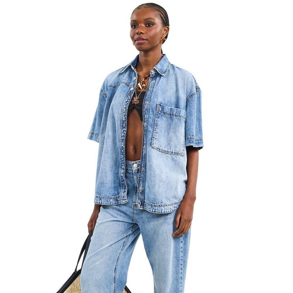Camisa Colcci Jeans Com Bolsos E Manga Curta Azul Indigo Feminina