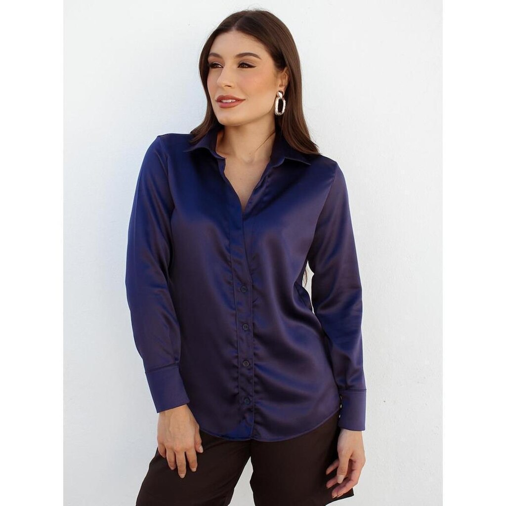 Camisa Feminina Cetim com Decote Modelagem Solta Manga Longa