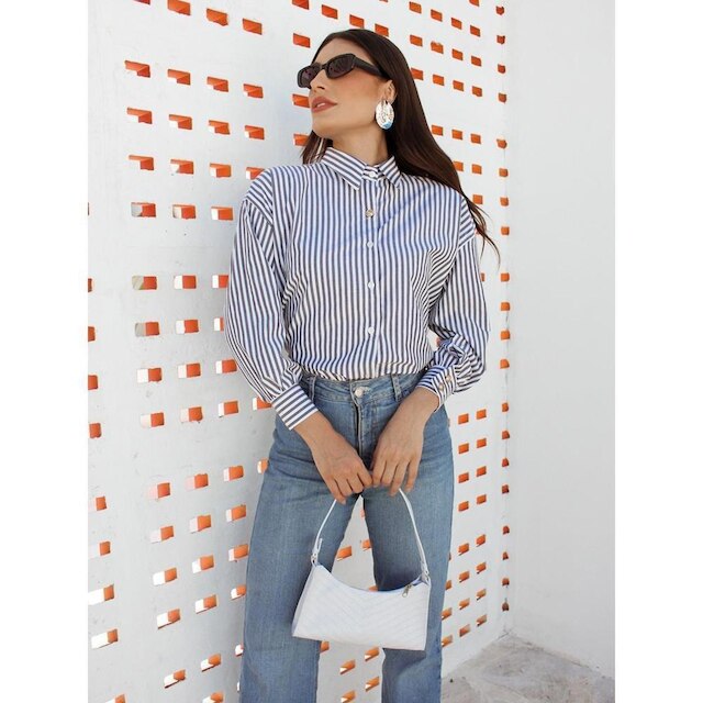 Camisa Feminina Listrada Clássica Manga Longa Alfaiataria