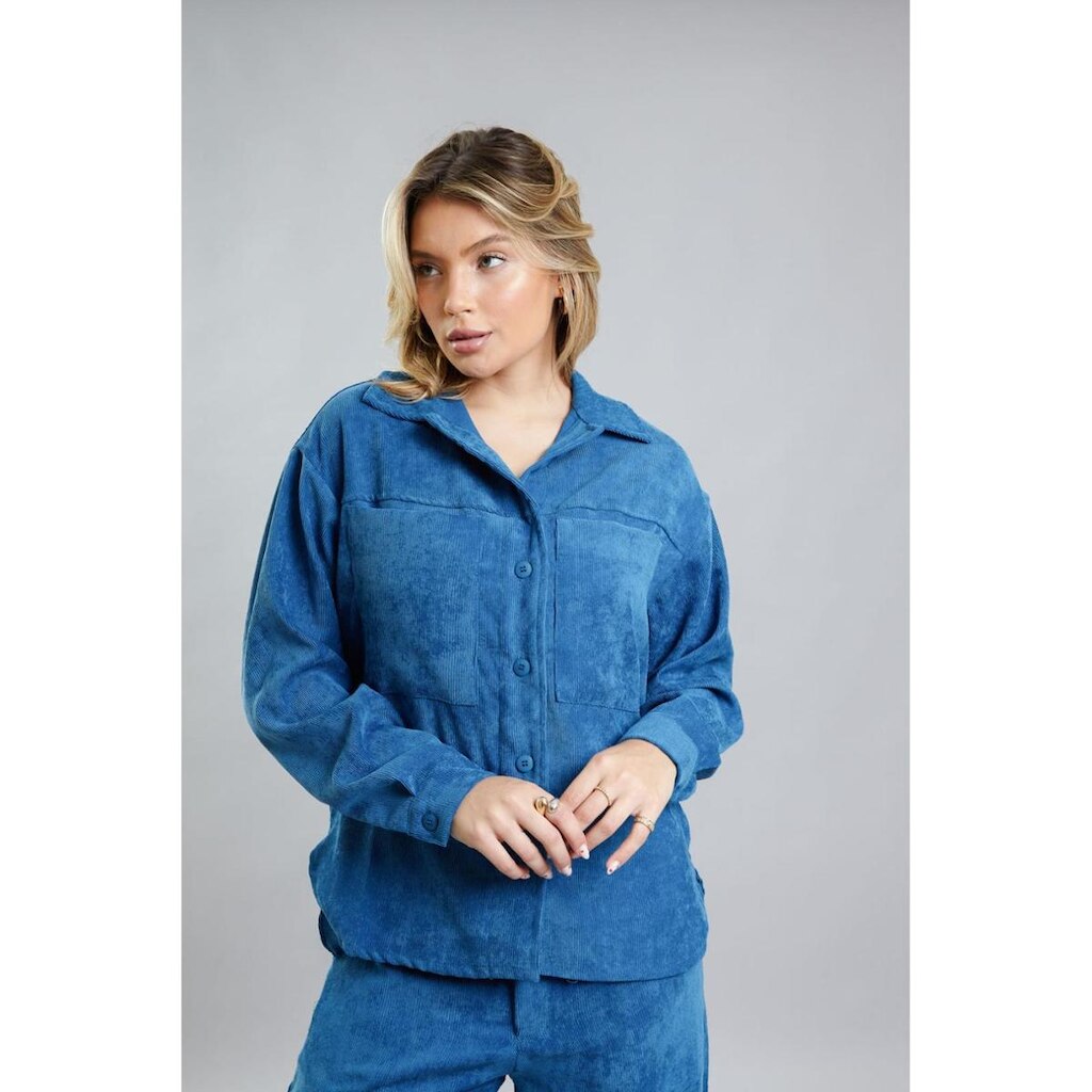 Camisa Feminina Manga Longa em Cotelê Lemier Collection