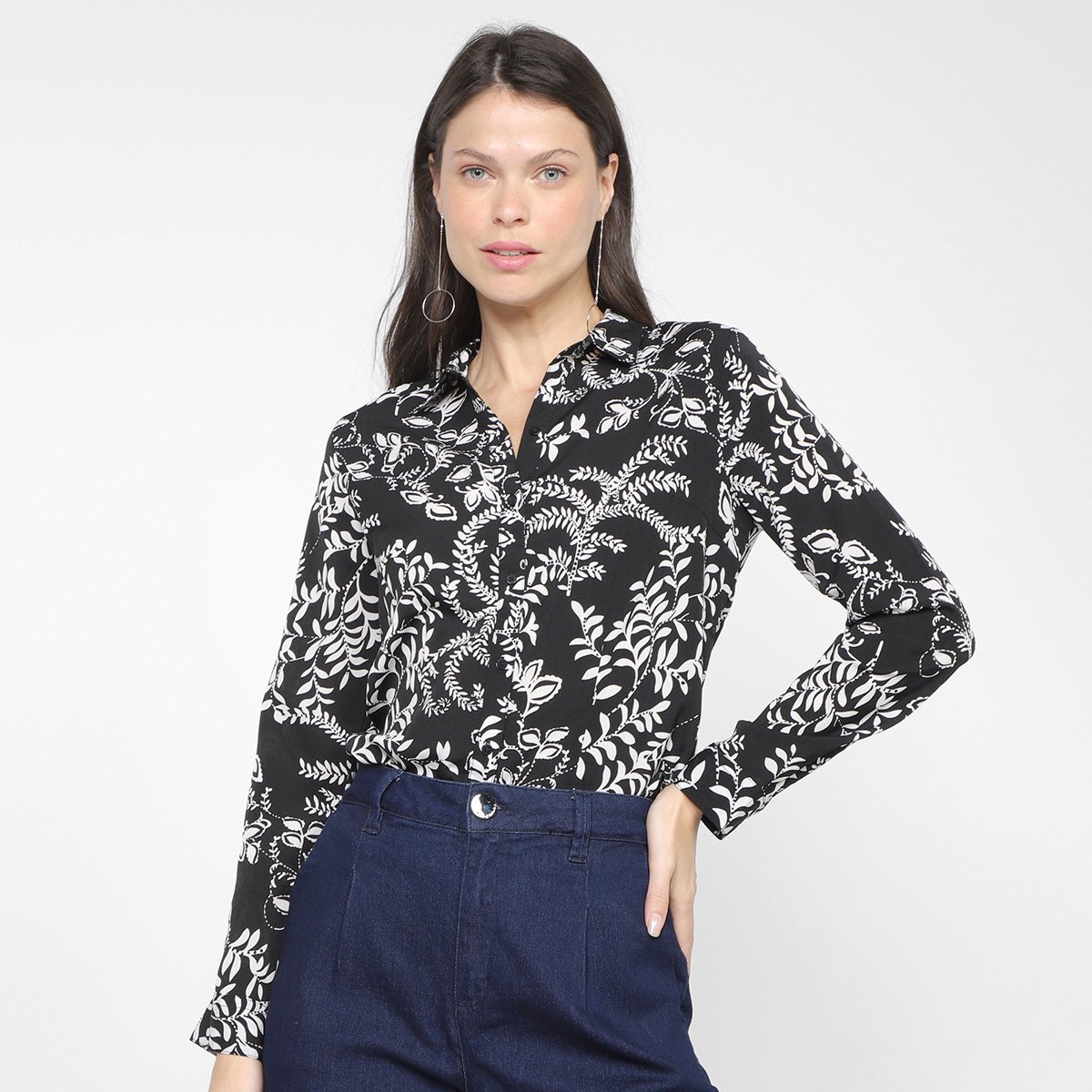 Camisa Manga Longa We're The Basic Lisa Feminina - Preto+Branco Menor preço em Camisa Manga Longa We're The Basic Lisa Feminina - Preto+Branco