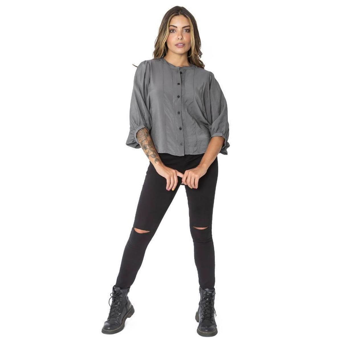 Camisa Manga Morcego Botões Le Julie Feminina - Cinza Menor preço em Camisa Manga Morcego Botões Le Julie Feminina - Cinza