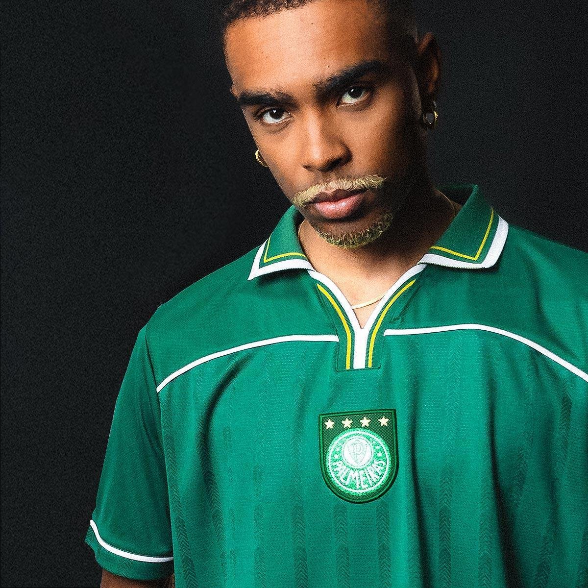 Camisa Palmeiras Retrô 1999 Libertadores Verde Masculina Menor preço em Camisa Palmeiras Retrô 1999 Libertadores Verde Masculina