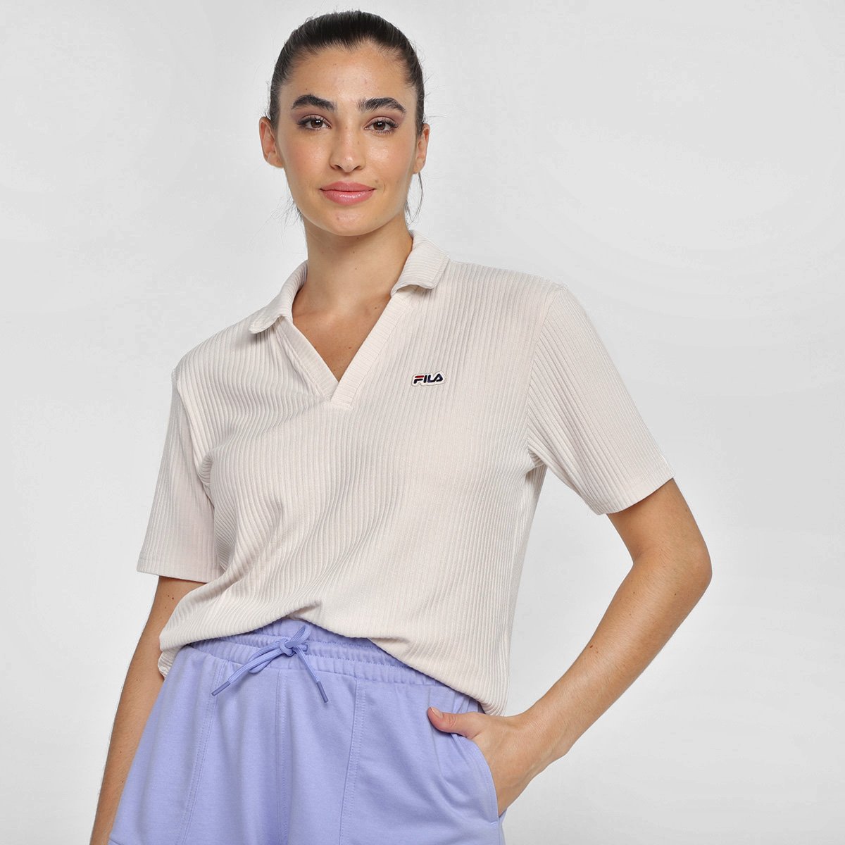 Camisa Polo Fila Court Club Feminina - Off White é ruim? Camisa Polo Fila Court Club Feminina - Off White é boa?