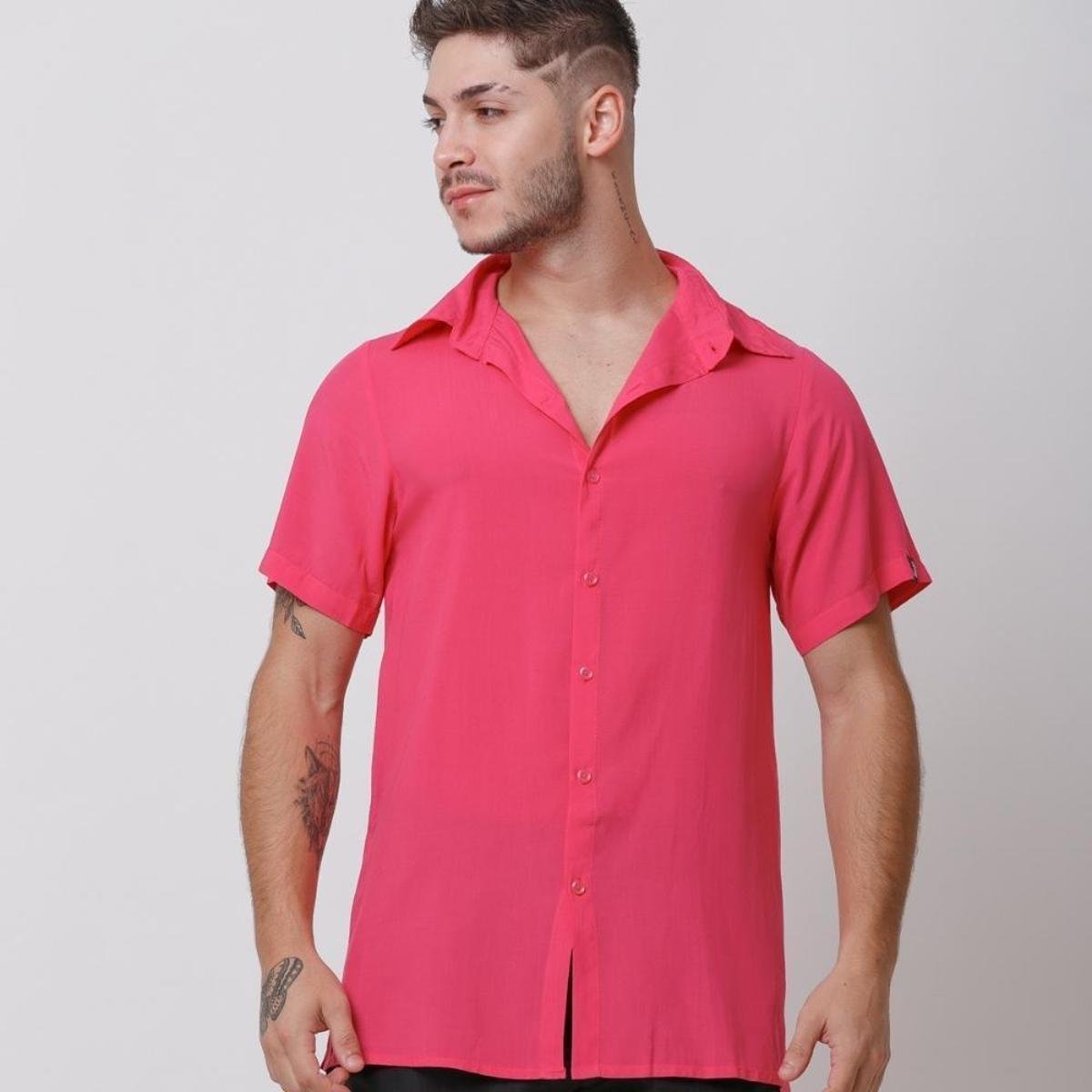 Camisa Santo Luxo Man Viscose Rosa Chiclete - P - Rosa Menor preço em Camisa Santo Luxo Man Viscose Rosa Chiclete - P - Rosa