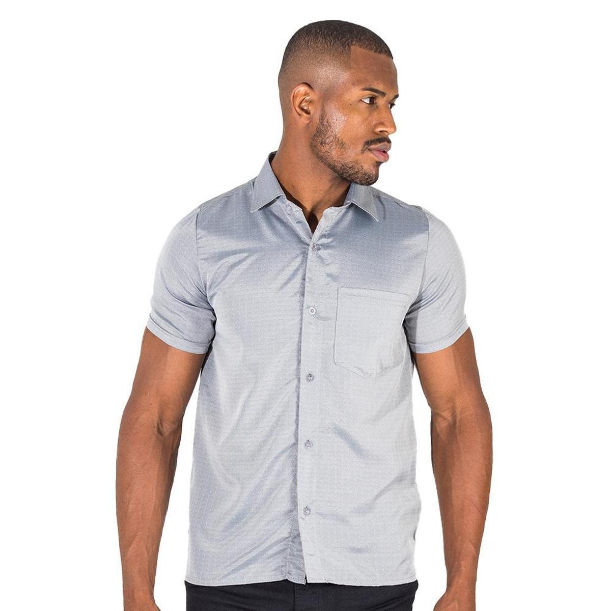 Camisa Social Masculina Manga Curta Listrada Com Bolso - Cinza Menor preço em Camisa Social Masculina Manga Curta Listrada Com Bolso - Cinza