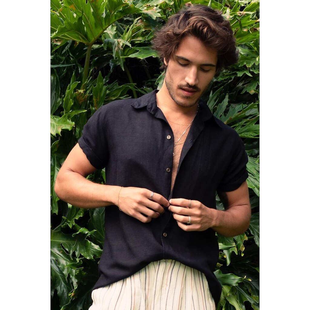 Camisa Viscose Cippóo Linen Preto - M - Veste do 40 ao 44