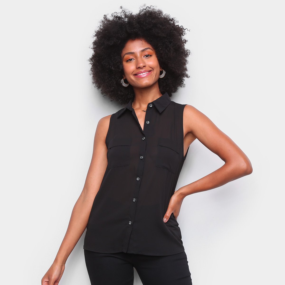 Camisa Yutz Sem Manga Bolsos Feminina - Preto Menor preço em Camisa Yutz Sem Manga Bolsos Feminina - Preto