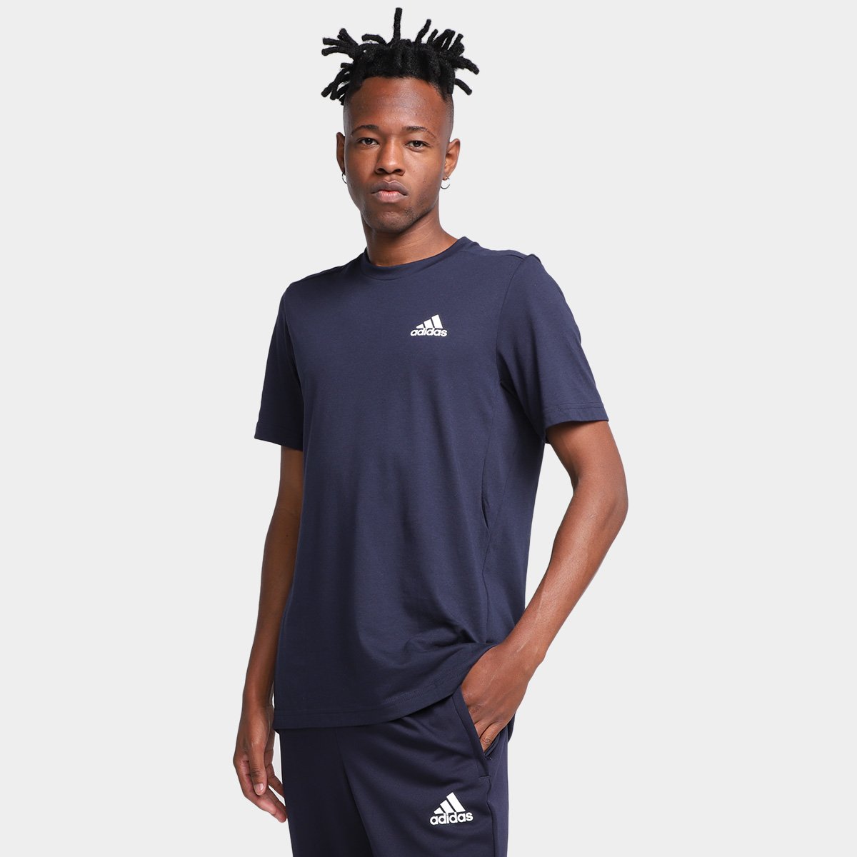Camiseta Adidas D2M Feelready Masculina - Azul+Branco Menor preço em Camiseta Adidas D2M Feelready Masculina - Azul+Branco