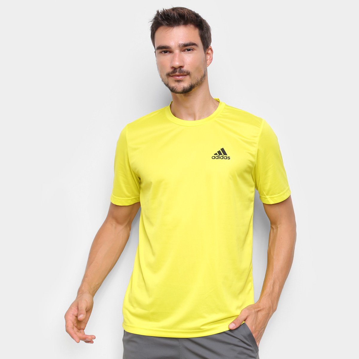 Camiseta Adidas D2M Plain Masculina - Amarelo+Preto Menor preço em Camiseta Adidas D2M Plain Masculina - Amarelo+Preto