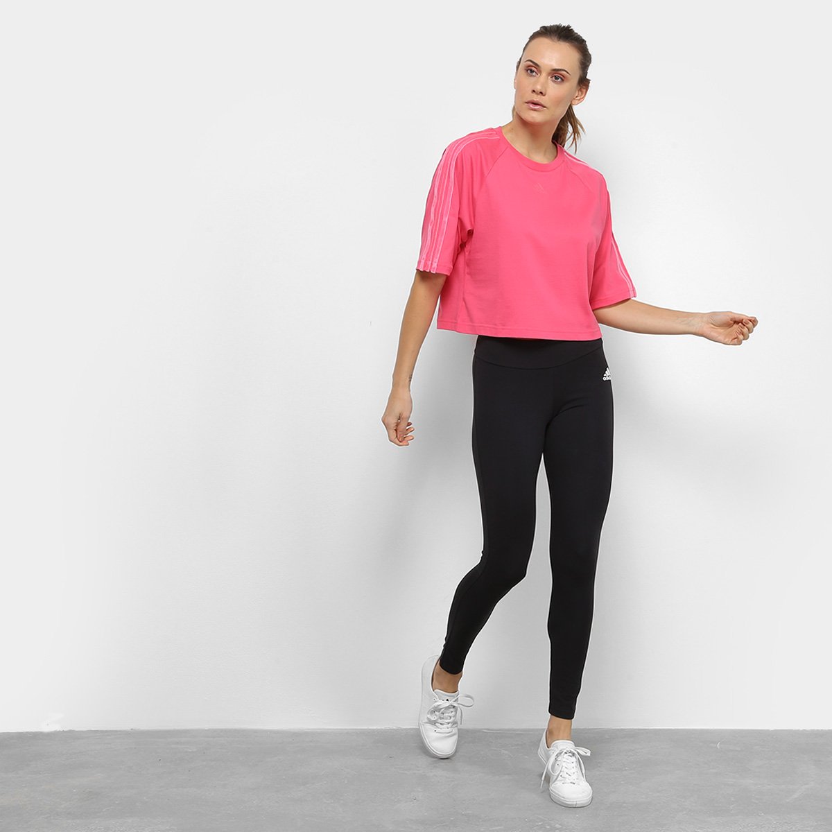 camiseta adidas fitness feminina