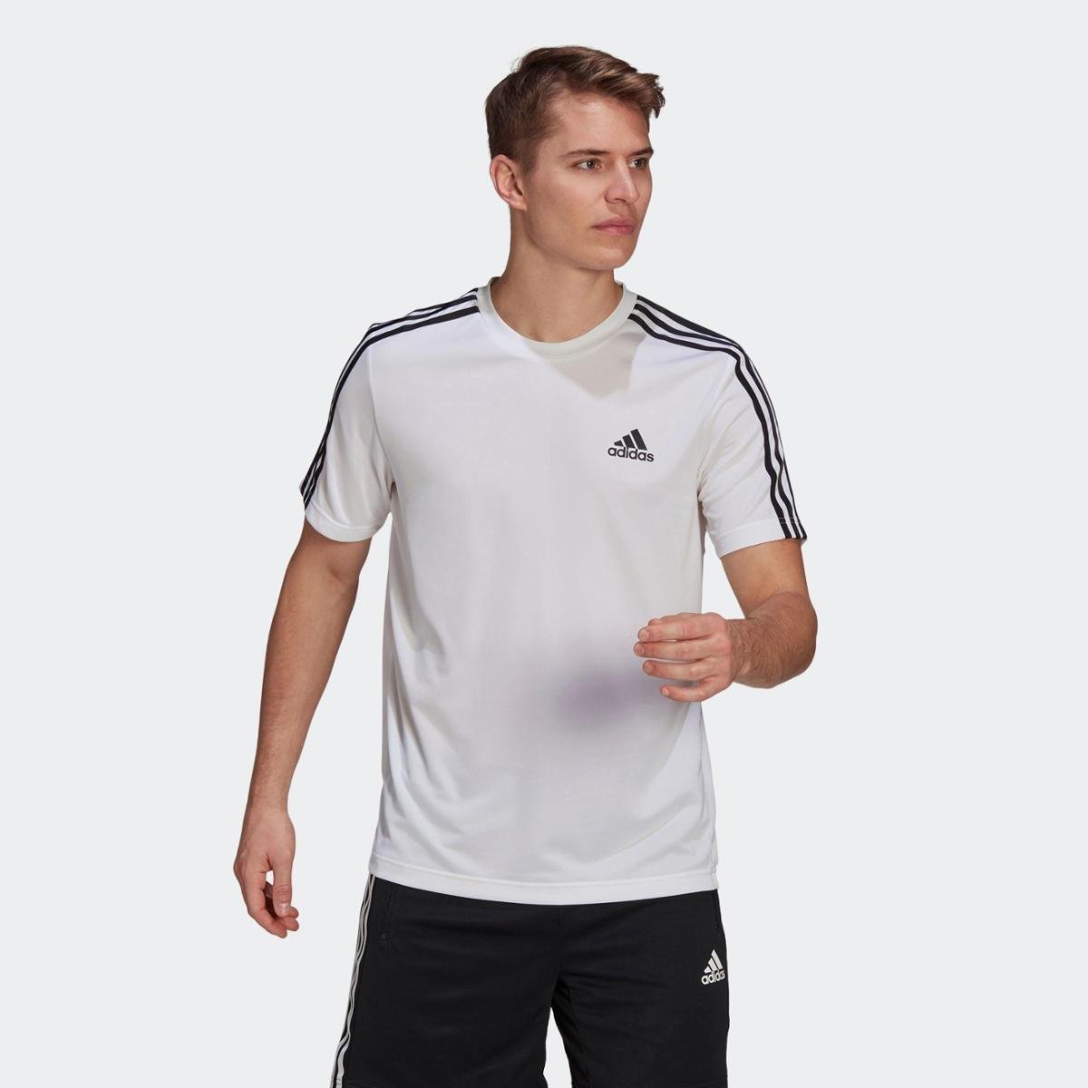 Camiseta AEROREADY Designed To Move Sport 3-Stripes Adidas - Branco Menor preço em Camiseta AEROREADY Designed To Move Sport 3-Stripes Adidas - Branco