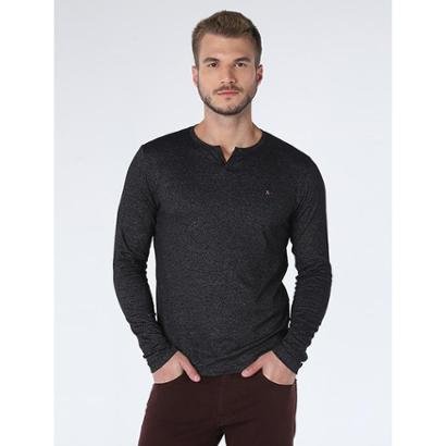 camiseta gola v aramis