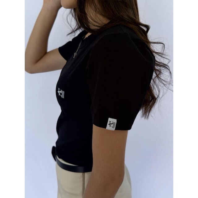 Camiseta Baby Look Cotton Preta com Logo Premium Valansuelo