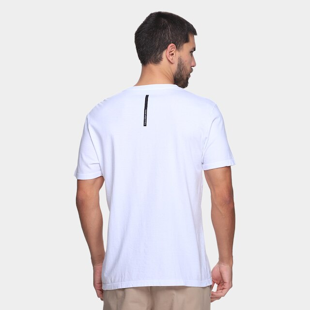 Camiseta Calvin Klein Básica Masculina