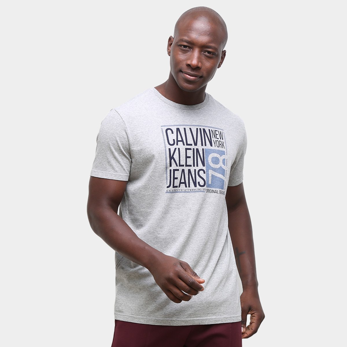 Camiseta Calvin Klein CKJ 78 Masculina - Mescla é boa?