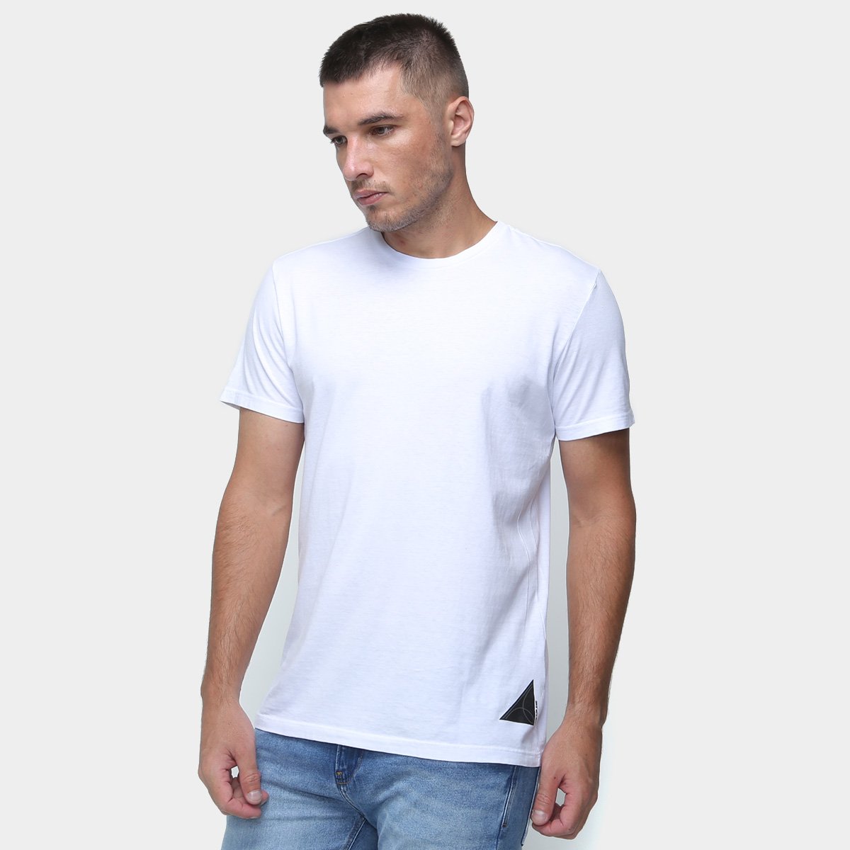 Camiseta Calvin Klein Estampa Nas Costas Masculina - Branco é ruim? Camiseta Calvin Klein Estampa Nas Costas Masculina - Branco é boa?