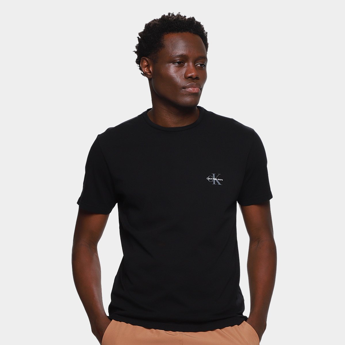 Camiseta Calvin Klein Jeans Casual Masculina é ruim? Camiseta Calvin Klein Jeans Casual Masculina é boa?