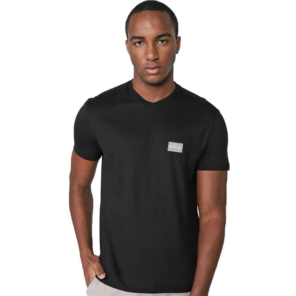 Camiseta Calvin Klein Jeans Masculina Gola V Light Square Preto