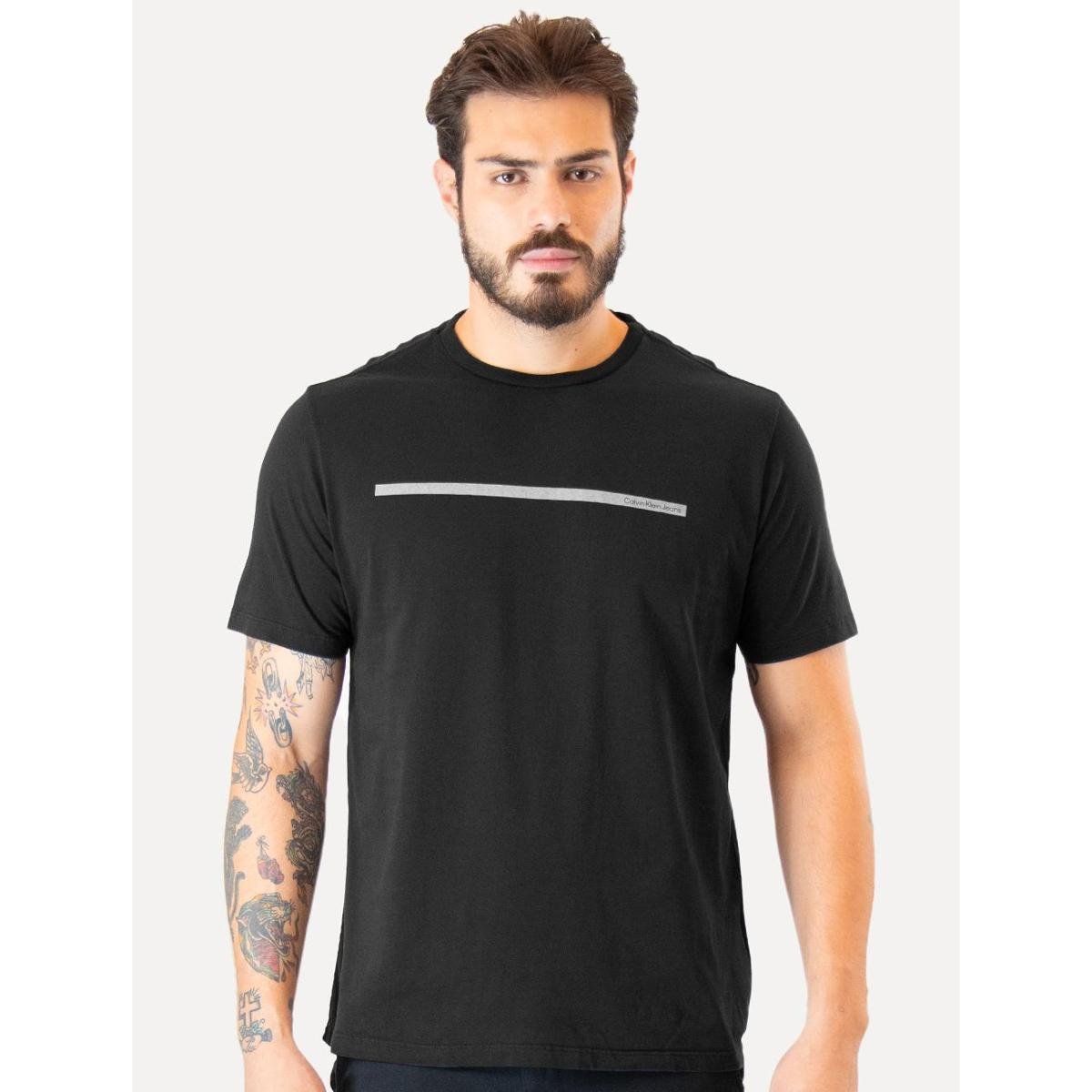 Camiseta Calvin Klein Jeans Masculina Sash Preta é ruim? Camiseta Calvin Klein Jeans Masculina Sash Preta é boa?