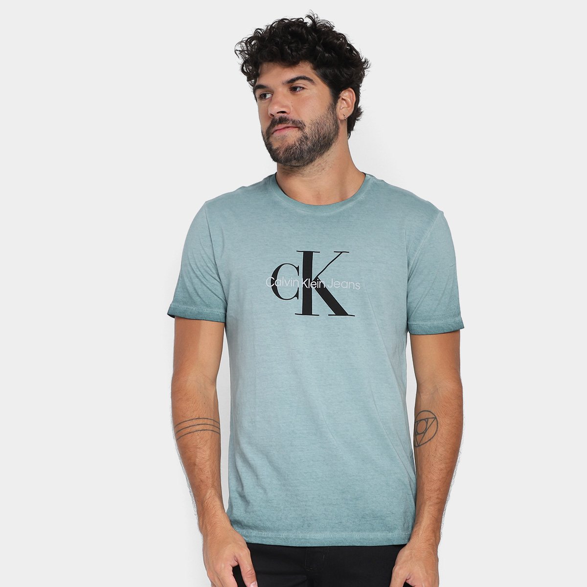 Camiseta Calvin Klein Reissue Tinto Sujo Masculina - Verde Menor preço em Camiseta Calvin Klein Reissue Tinto Sujo Masculina - Verde