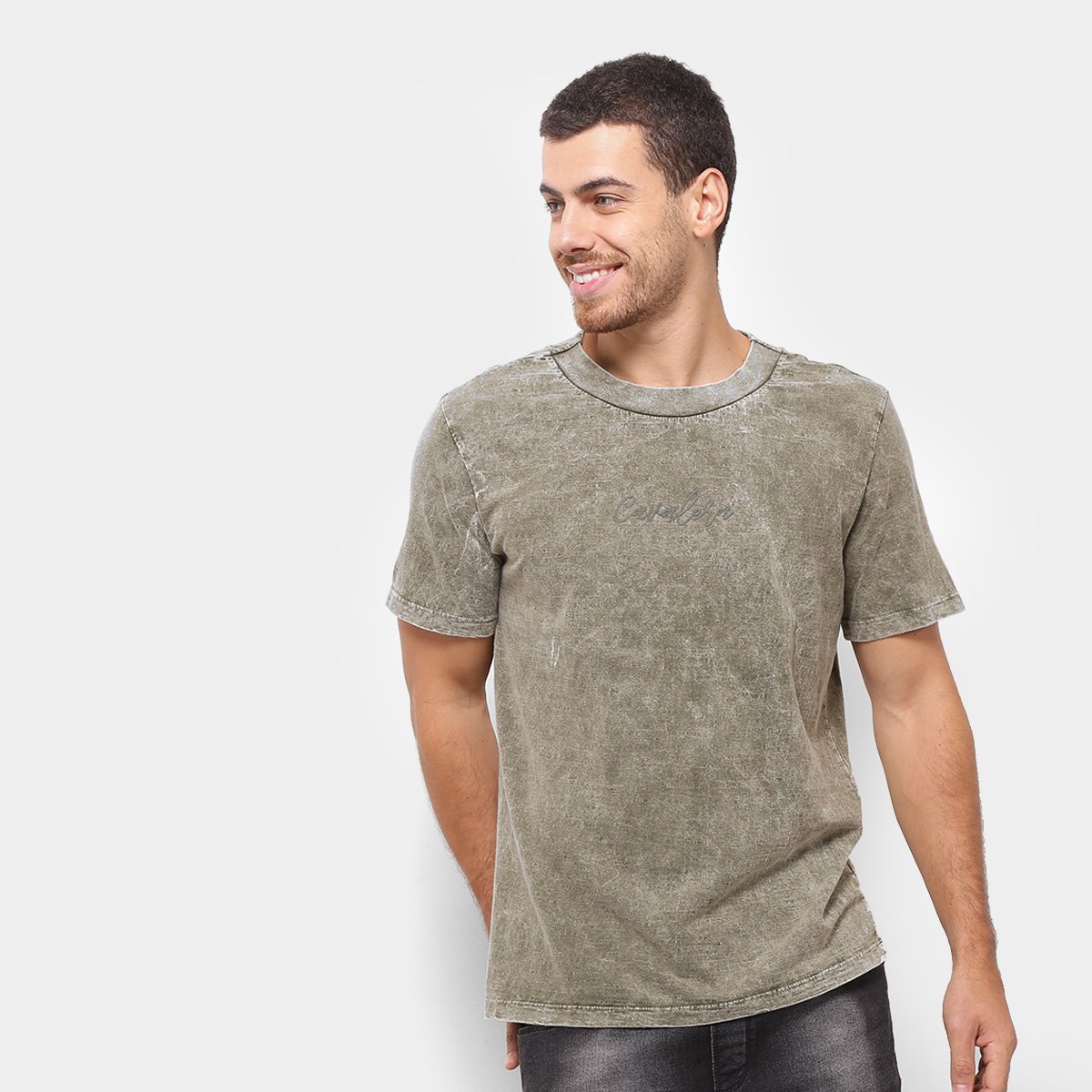 Camiseta Cavalera Marmorizada Masculina - Musgo Menor preço em Camiseta Cavalera Marmorizada Masculina - Musgo