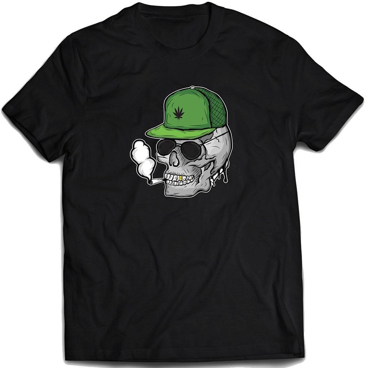 Camiseta caveira fumando - Preto Menor preço em Camiseta caveira fumando - Preto