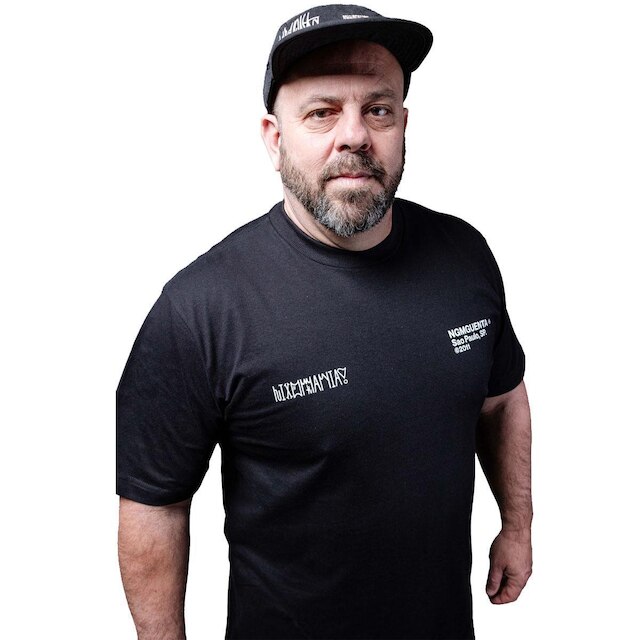Camiseta Chronic Lixomania Conduzo Preto 020