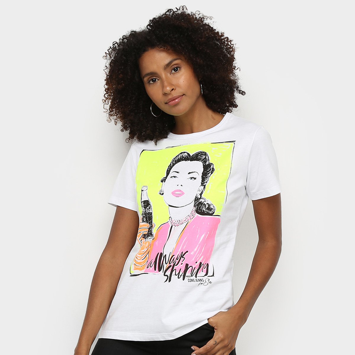 Camiseta Coca Cola Always Shiping Feminina - Branco Menor preço em Camiseta Coca Cola Always Shiping Feminina - Branco
