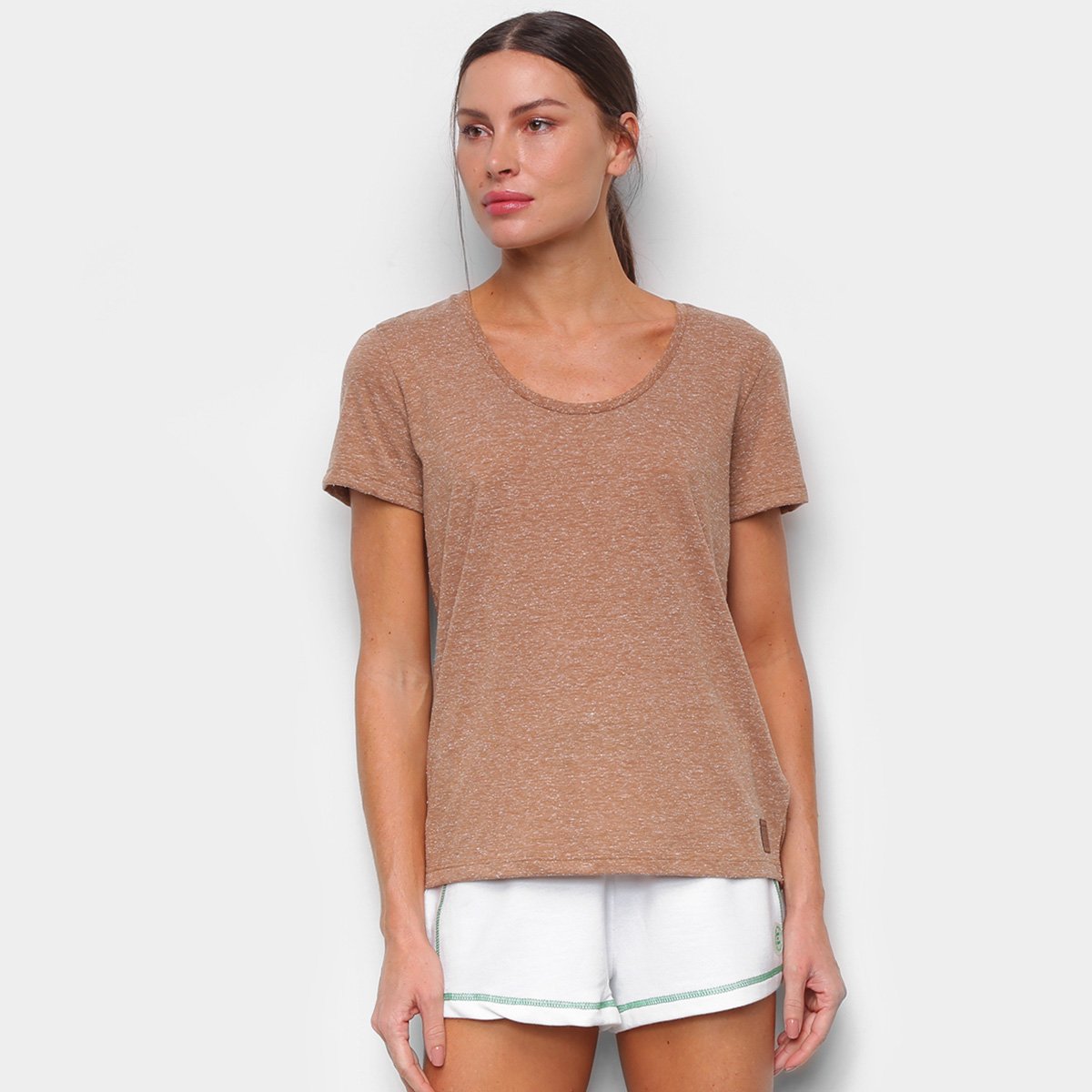 camiseta larguinha feminina