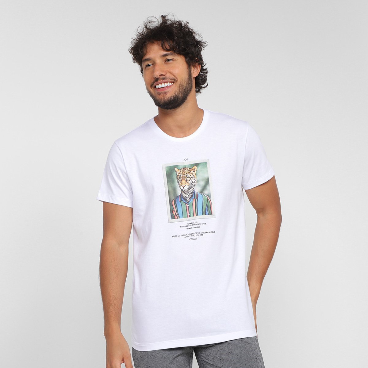 Camiseta Colcci Quadro Onça Masculina - Branco é ruim? Camiseta Colcci Quadro Onça Masculina - Branco é boa?