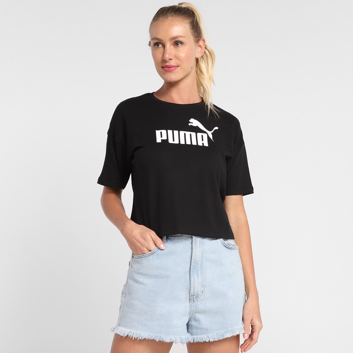 Camiseta Cropped Puma Essentials Logo Feminina Menor preço em Camiseta Cropped Puma Essentials Logo Feminina