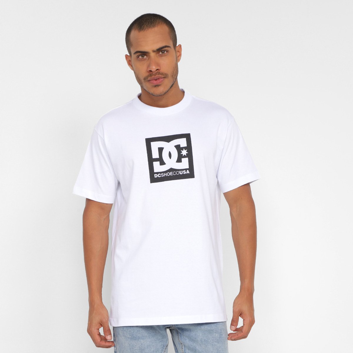 Camiseta Dc Shoes Square Star Masculina - Branco Menor preço em Camiseta Dc Shoes Square Star Masculina - Branco