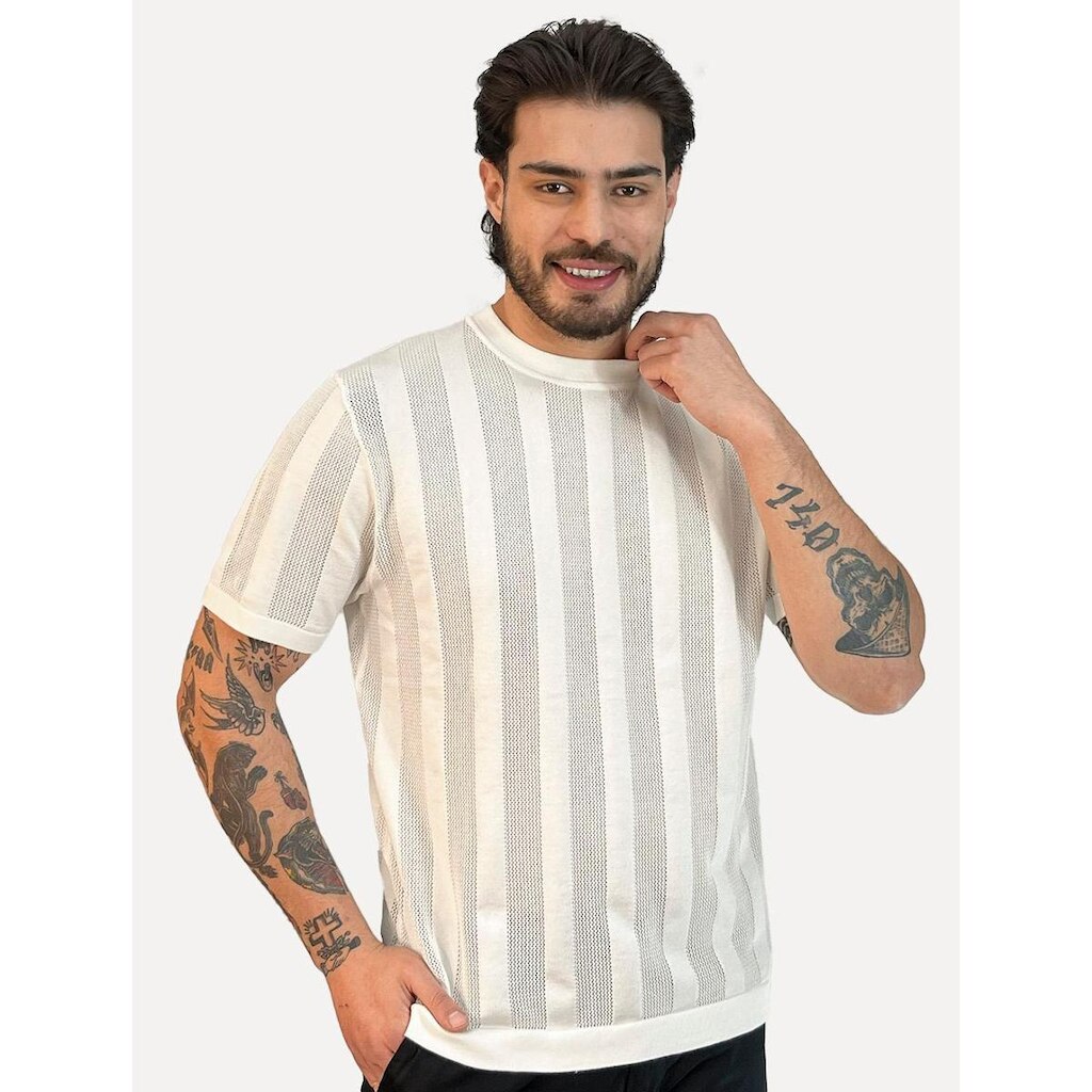 Camiseta Dixen Masculina Tricot Vertical Manga Curta Gola Careca Off White